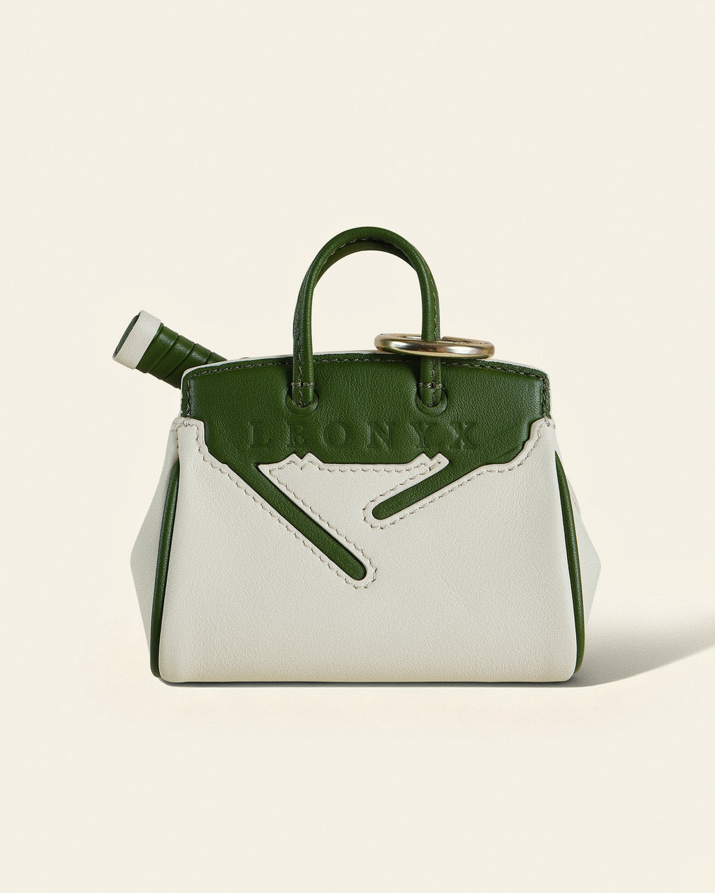 The Court Pochette