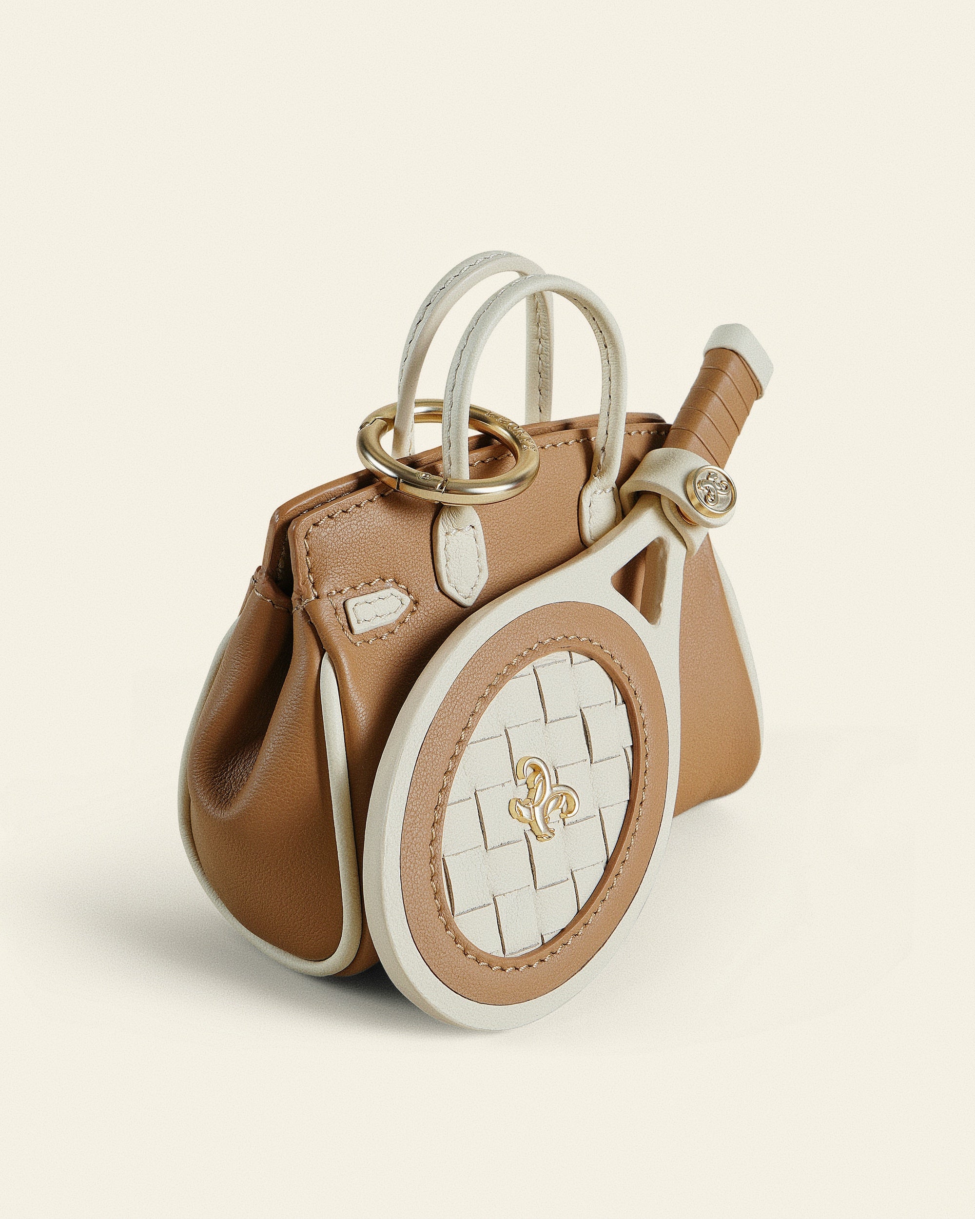 The Court Pochette