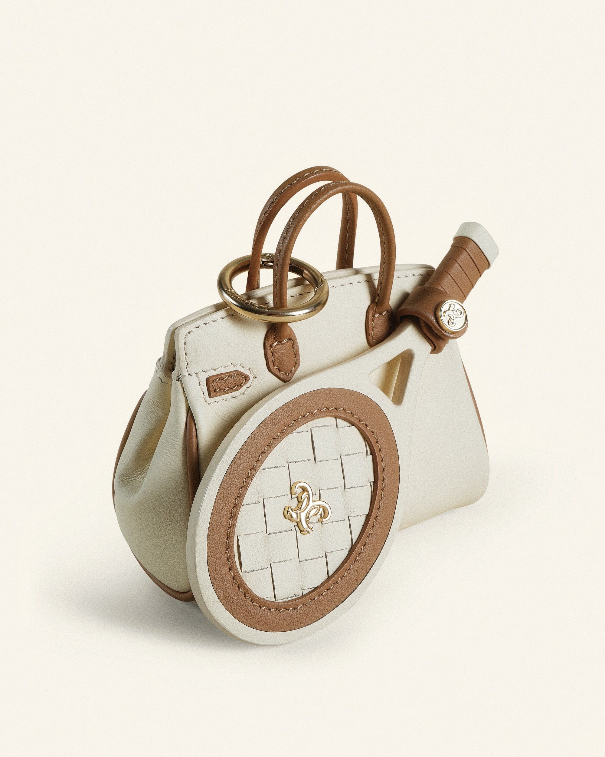 The Court Pochette