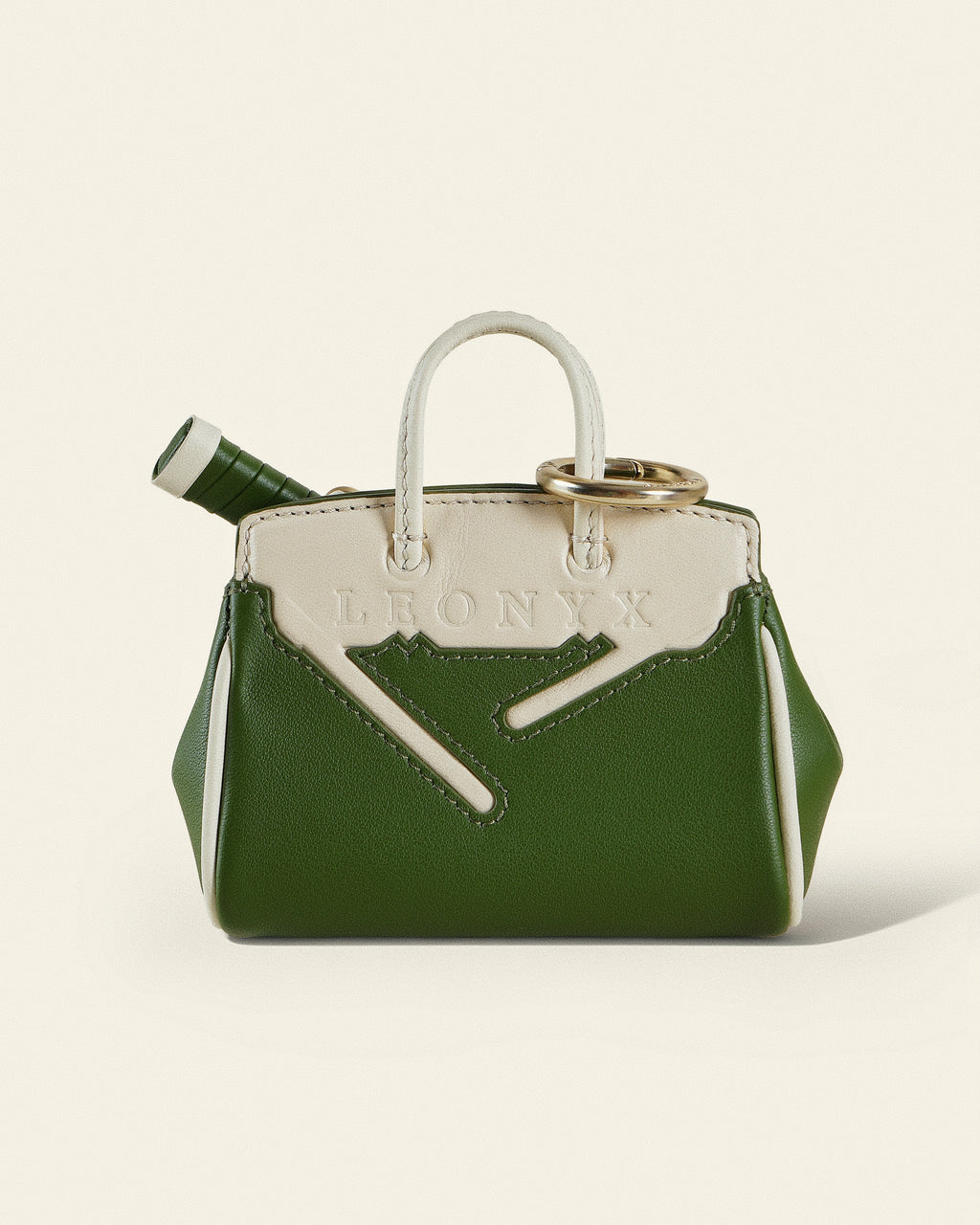 The Court Pochette