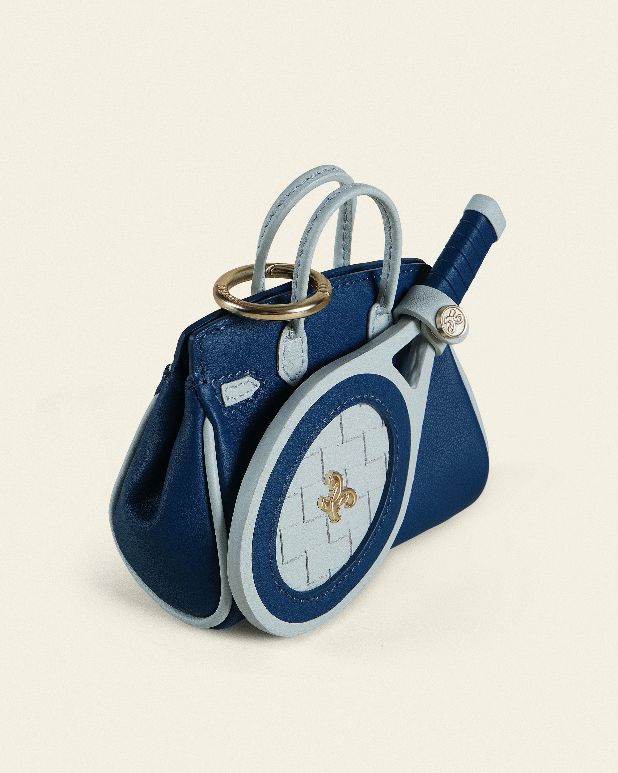 The Court Pochette